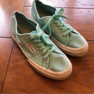 Superga shoes Women’s size 39/8W Turquoise/Green & White Sneaker. Used.